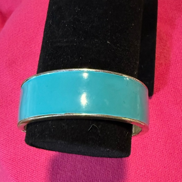 Turquoise color Silver Bangle Bracelet - Picture 2 of 5